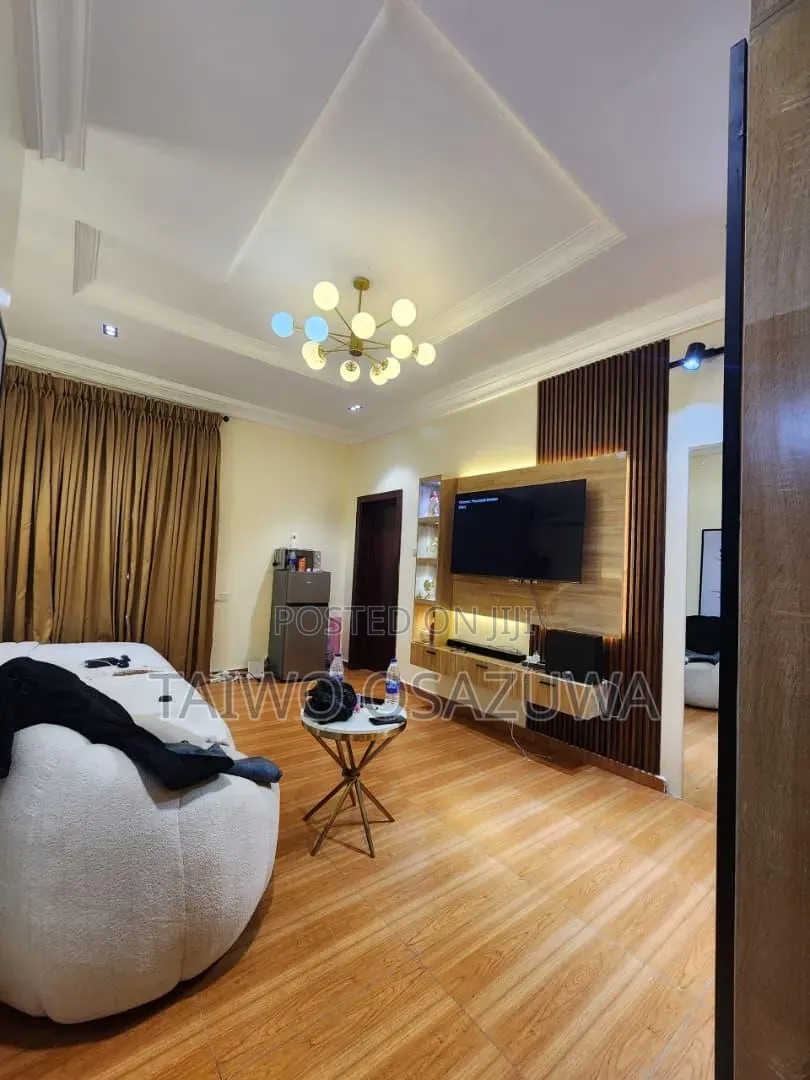 1bdrm Shared Apartment in Ikota for rent in Ikota