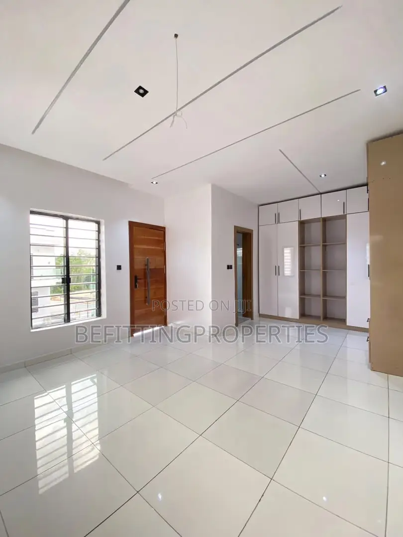 4bdrm Duplex in Ajah for sale in Ajah