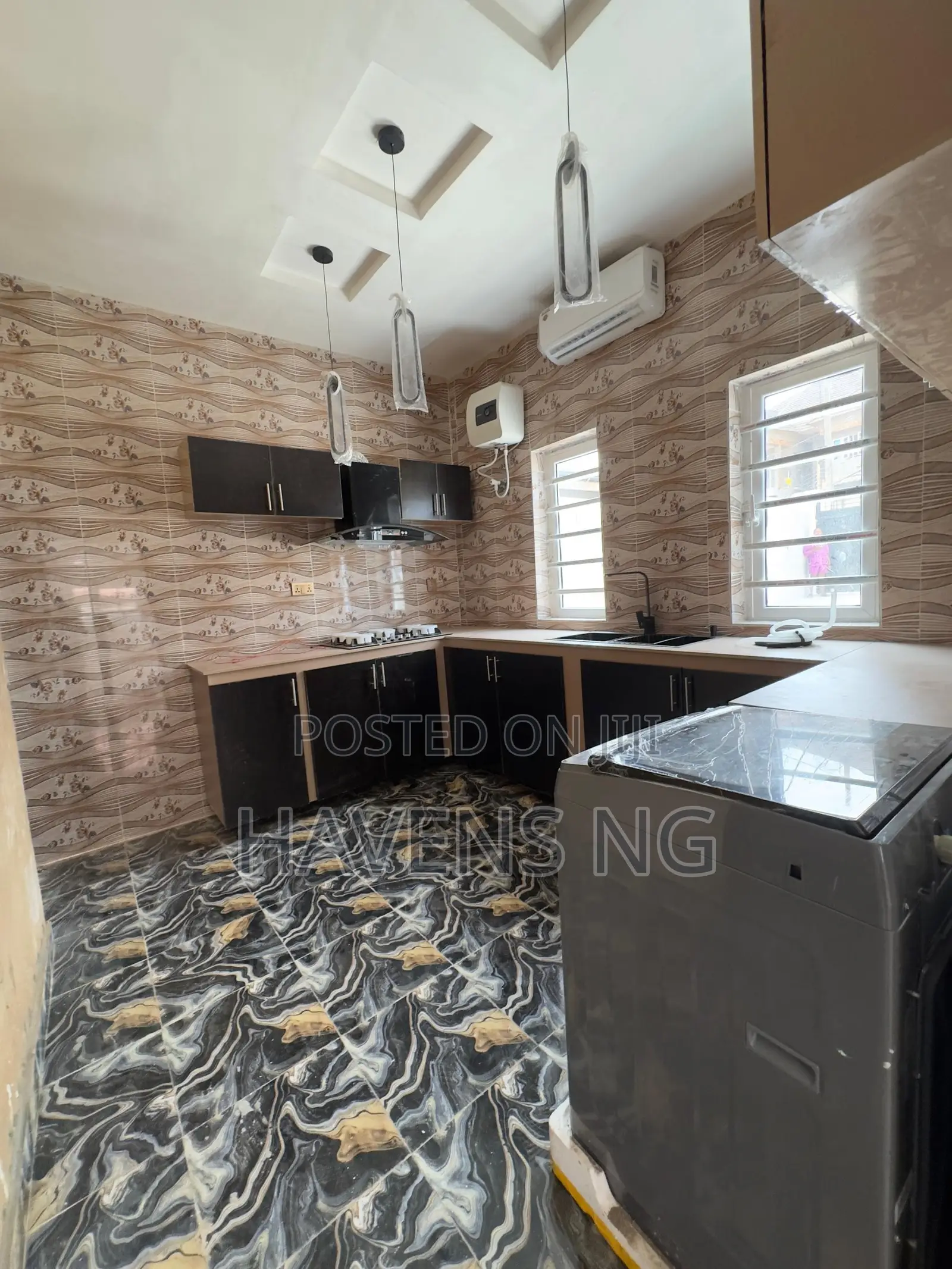 3bdrm Bungalow in Akala Express for sale in Akala Express