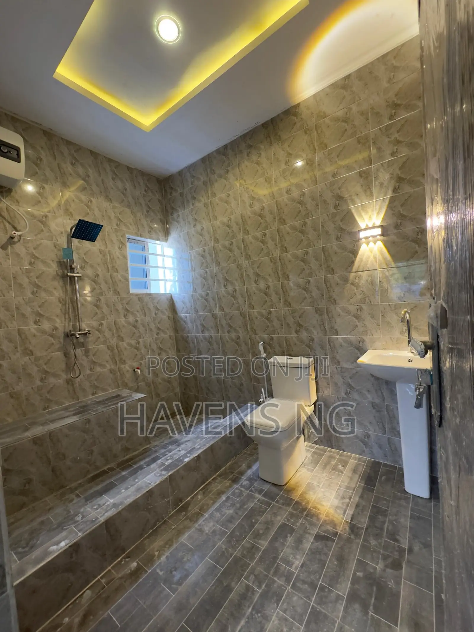 3bdrm Bungalow in Akala Express for sale in Akala Express