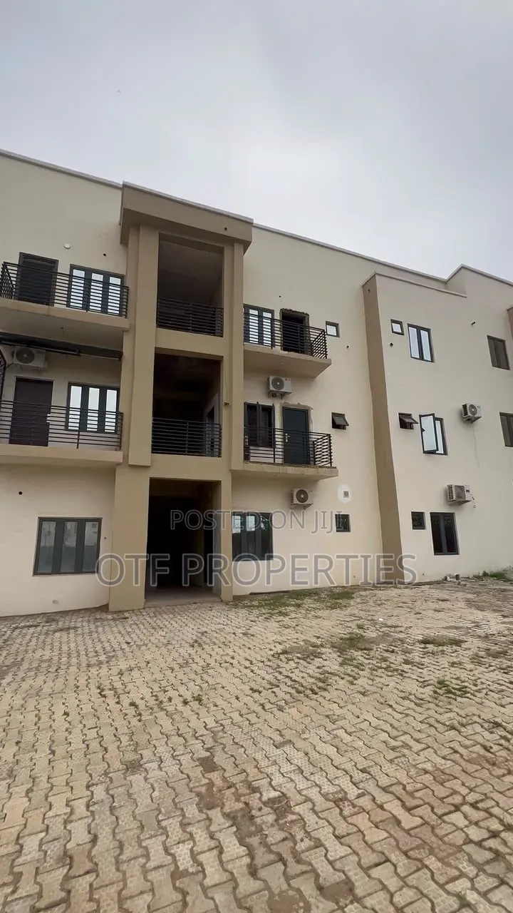 2bdrm Apartment in Gaduwa Abuja for sale in Gaduwa