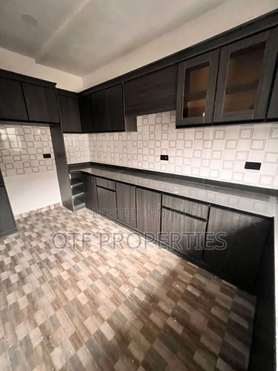 2bdrm Apartment in Gaduwa Abuja for sale in Gaduwa