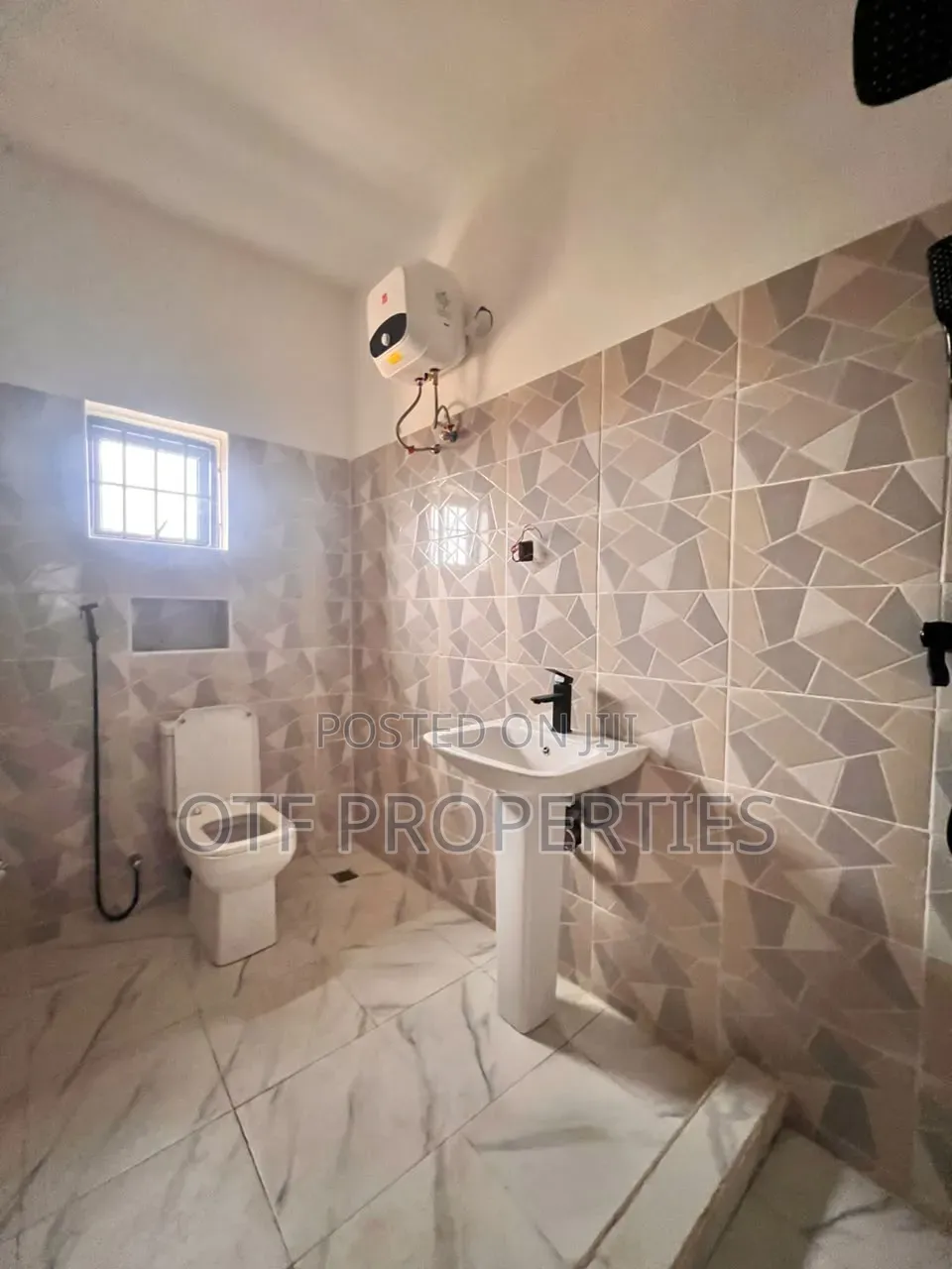 2bdrm Apartment in Gaduwa Abuja for sale in Gaduwa