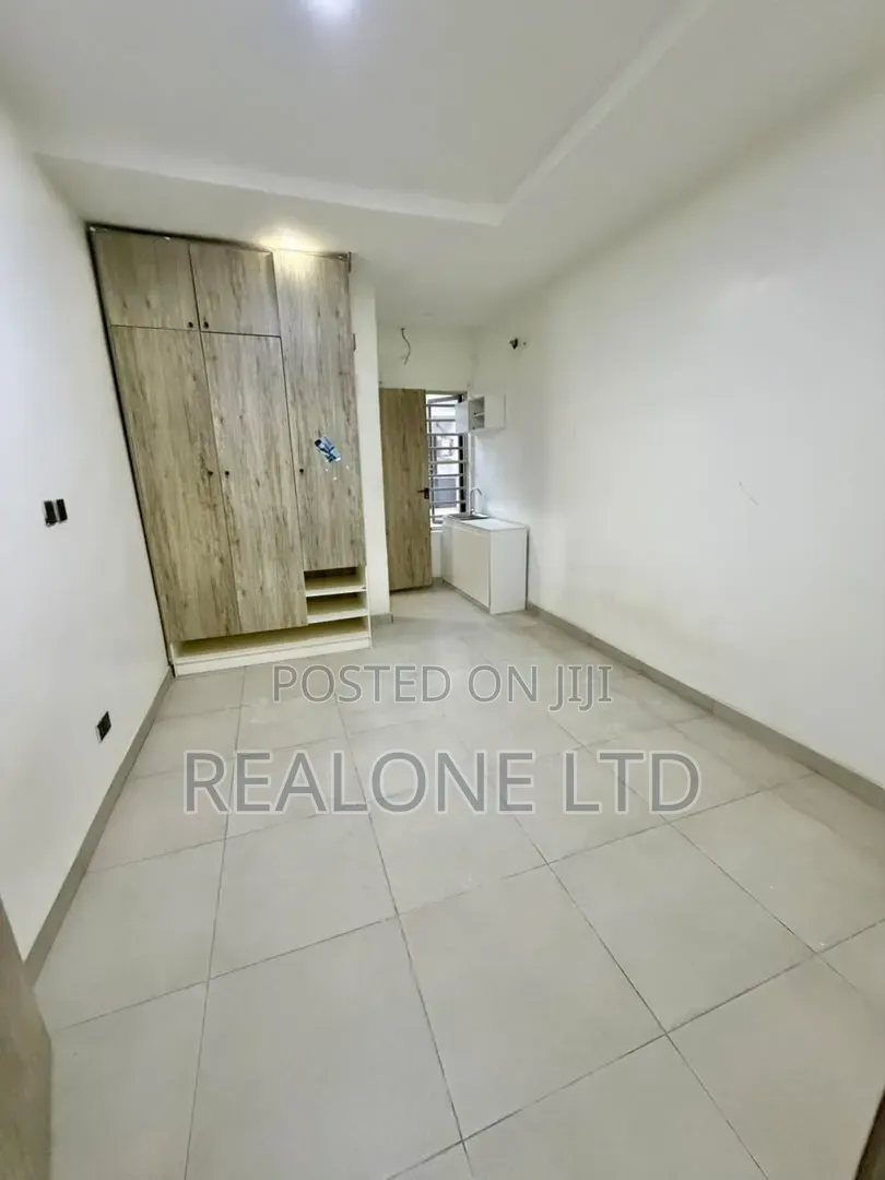 Studio Apartment in Ikota for rent in Ikota