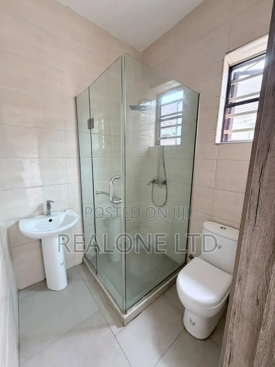 Studio Apartment in Ikota for rent in Ikota