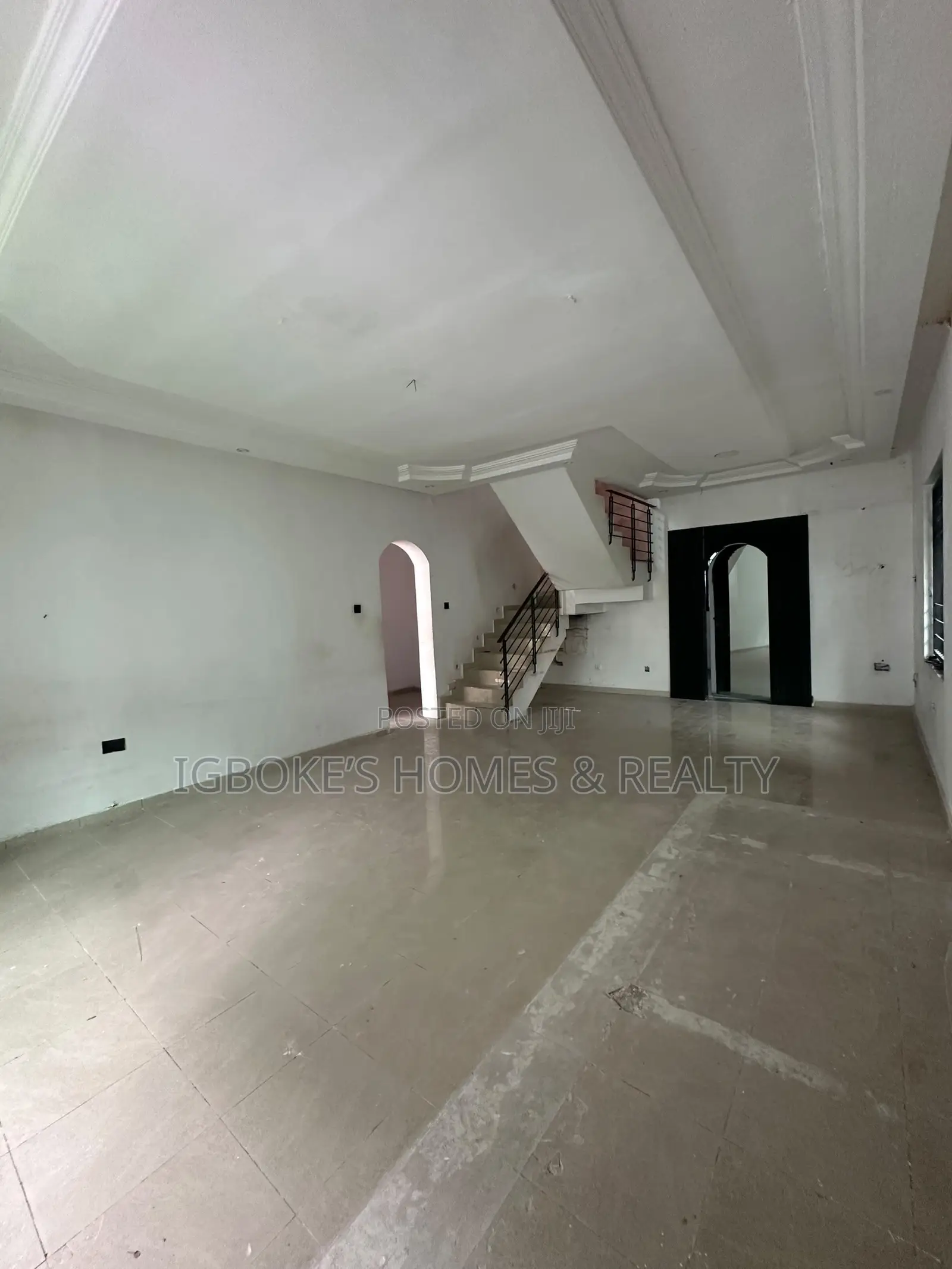 3bdrm Duplex in Lekki Phase 1 for rent in Lekki Phase 1