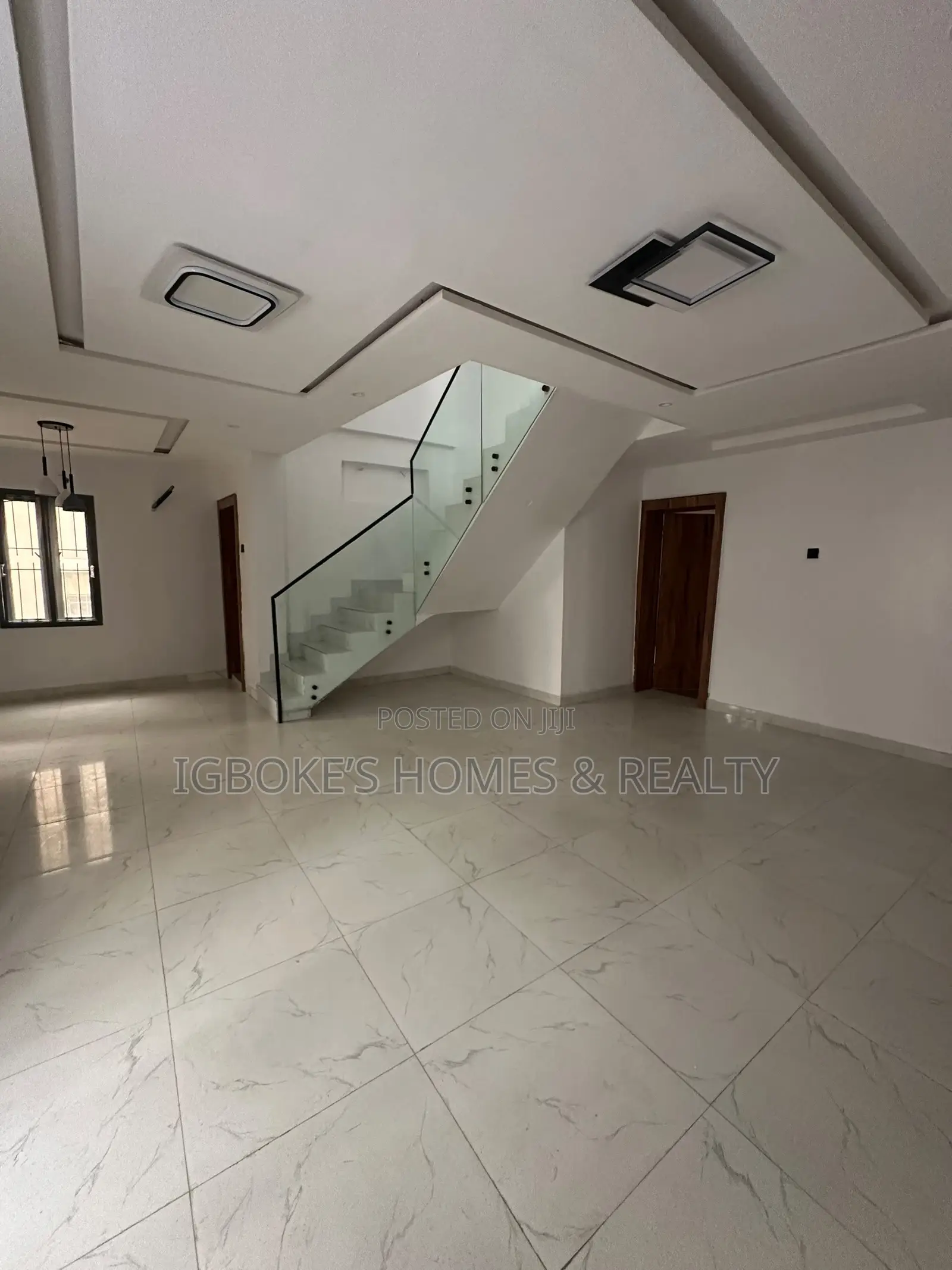 4bdrm Maisonette in Lekki Phase 1 for rent in Lekki Phase 1
