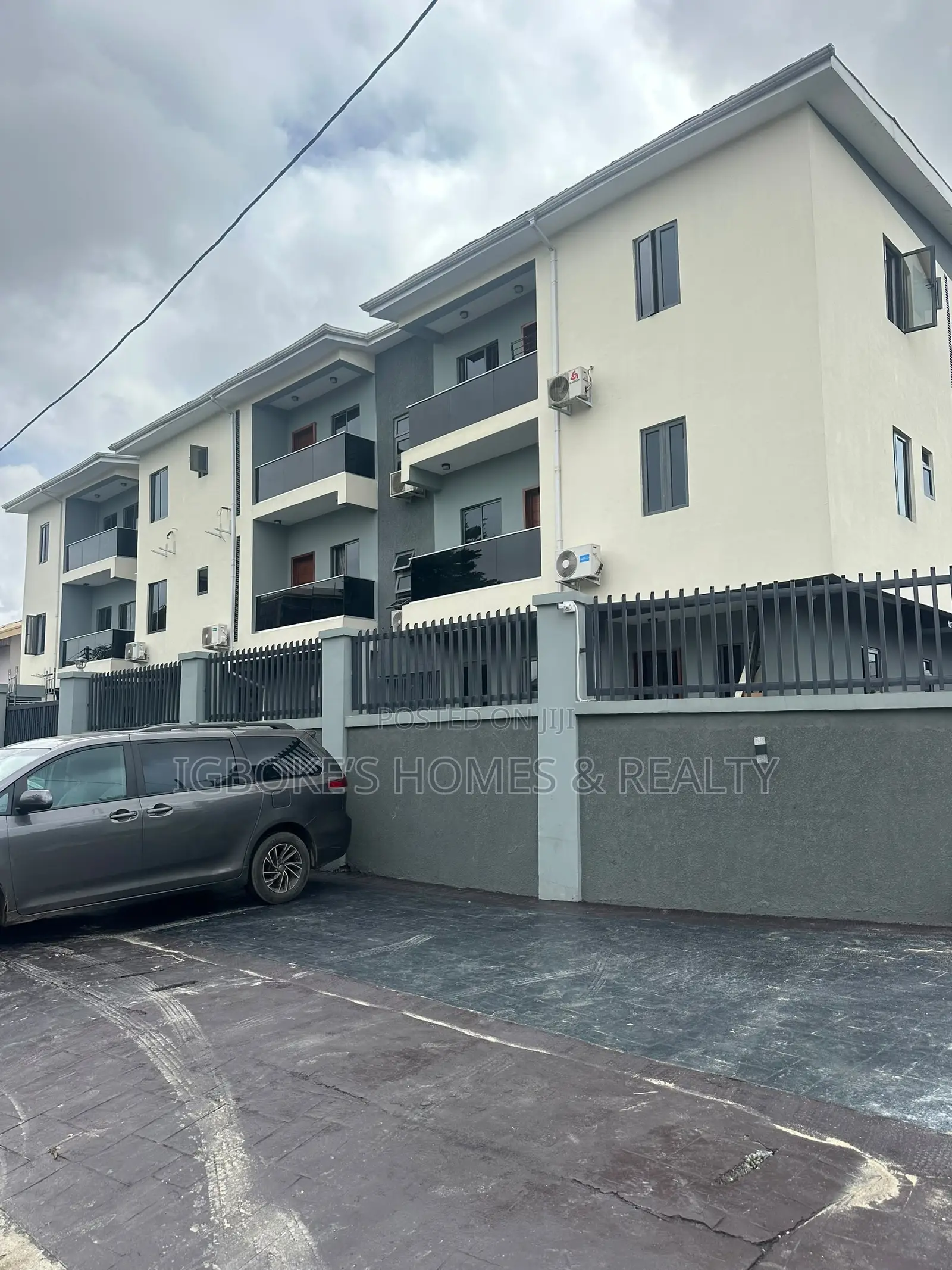 4bdrm Maisonette in Lekki Phase 1 for rent in Lekki Phase 1