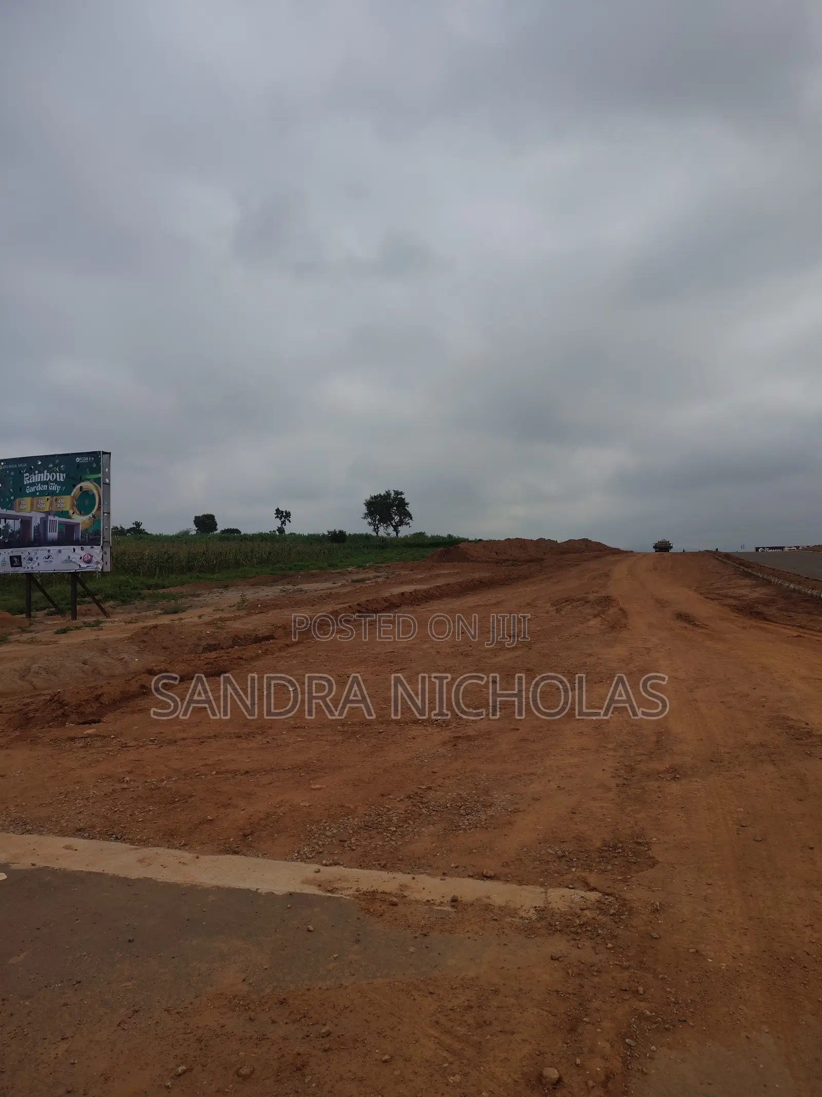 180 Square Estate Plot for 3 Bedroom Terrace Duplex in Wasa