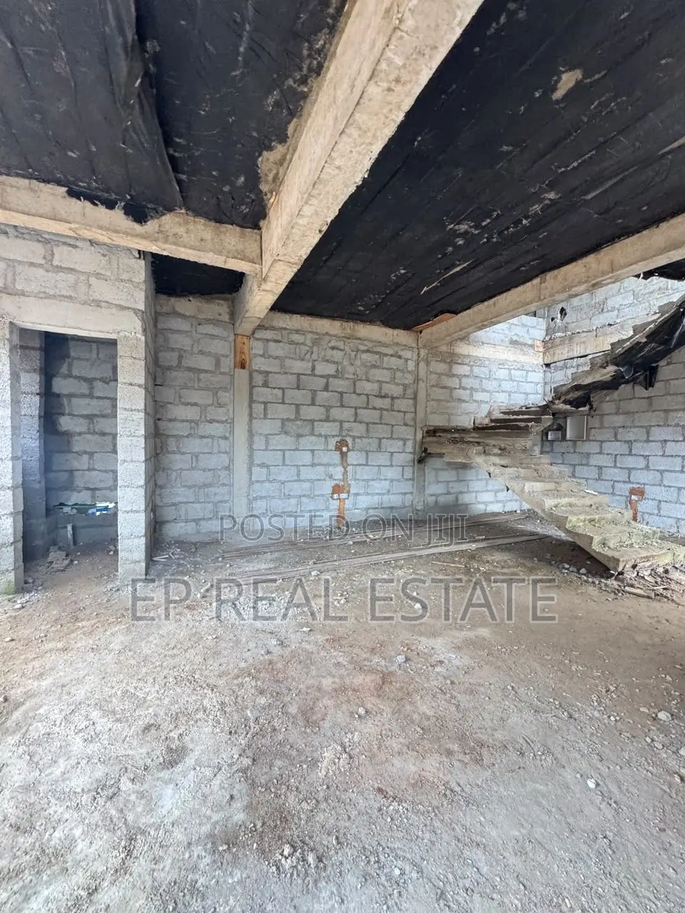 4bdrm Duplex in Gwarinpa for sale in Gwarinpa