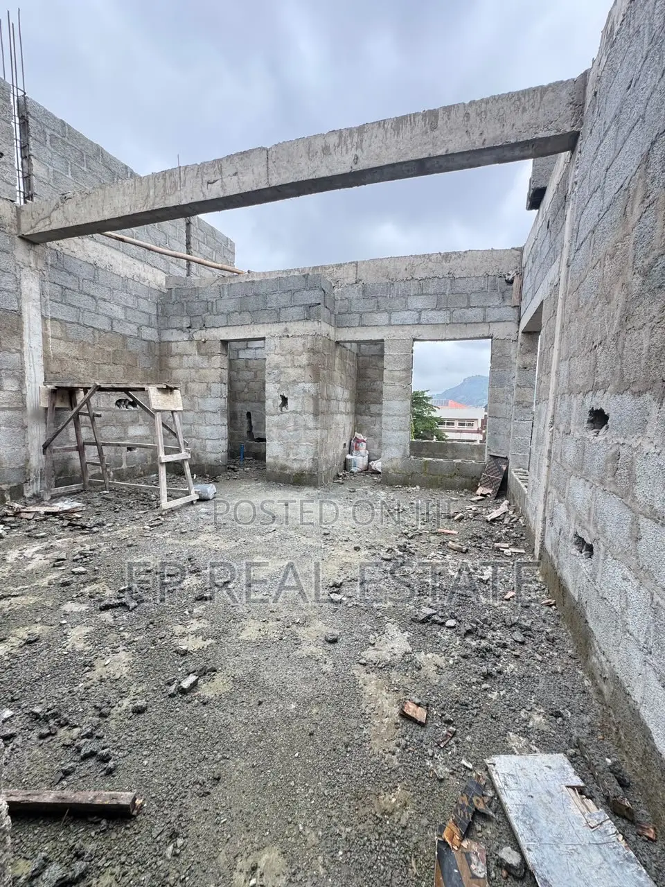 4bdrm Duplex in Gwarinpa for sale in Gwarinpa