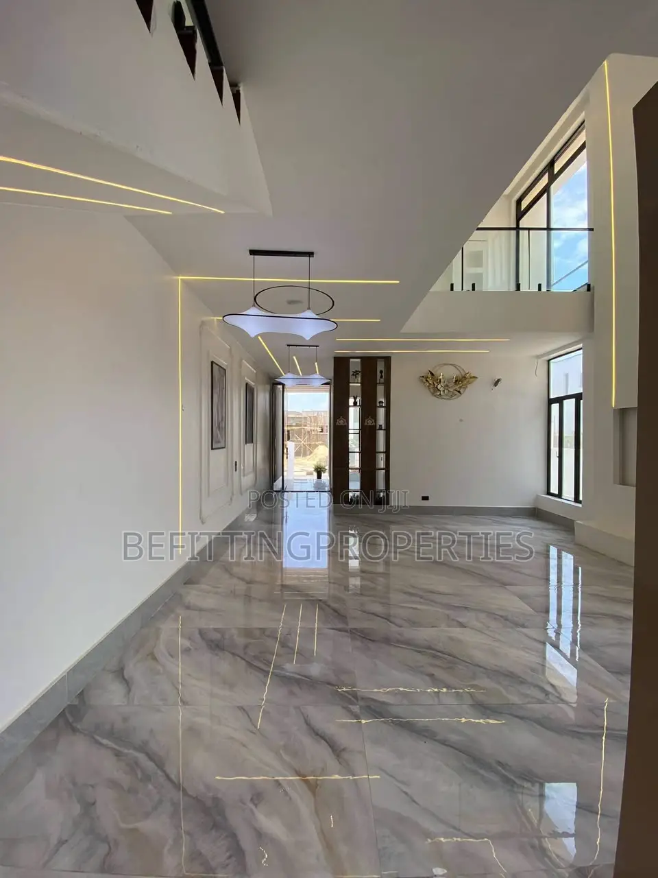 5bdrm Duplex in Lekki Phase 1 for sale in Lekki Phase 1
