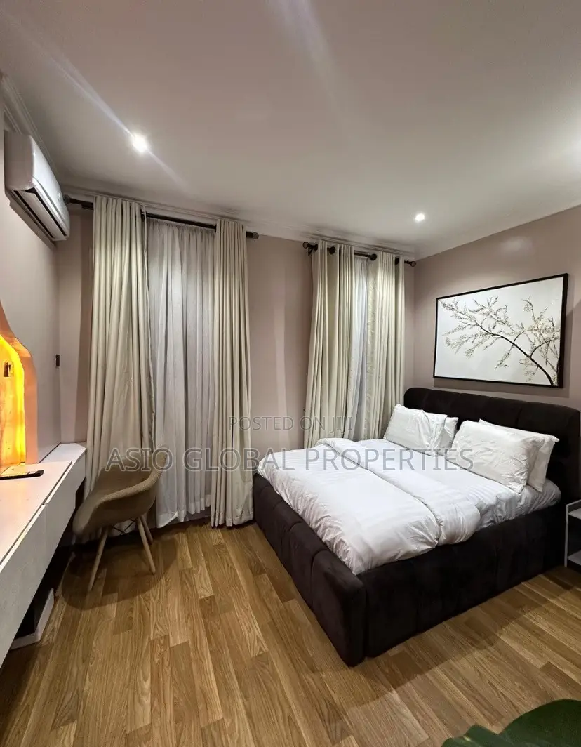 Modern and Spacious Studio Apartment With Pool in Ikoyi in Ikoyi
