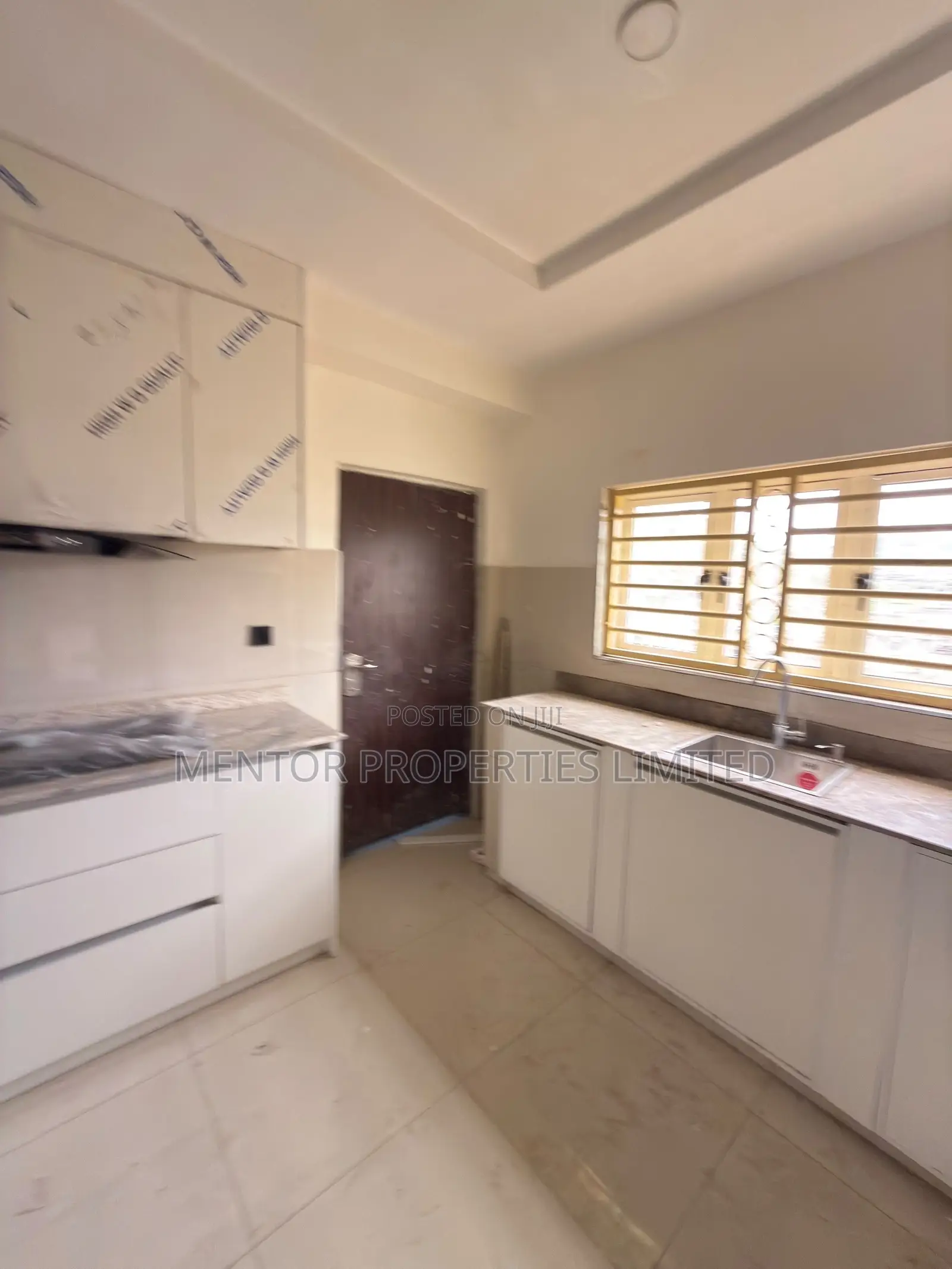 3bdrm Block of Flats in Cosgrov, Katampe (Main) for sale in Katampe (Main)