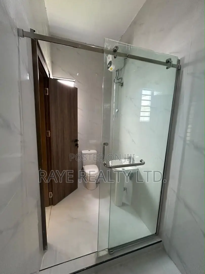 4bdrm Duplex in Ajah for sale in Ajah