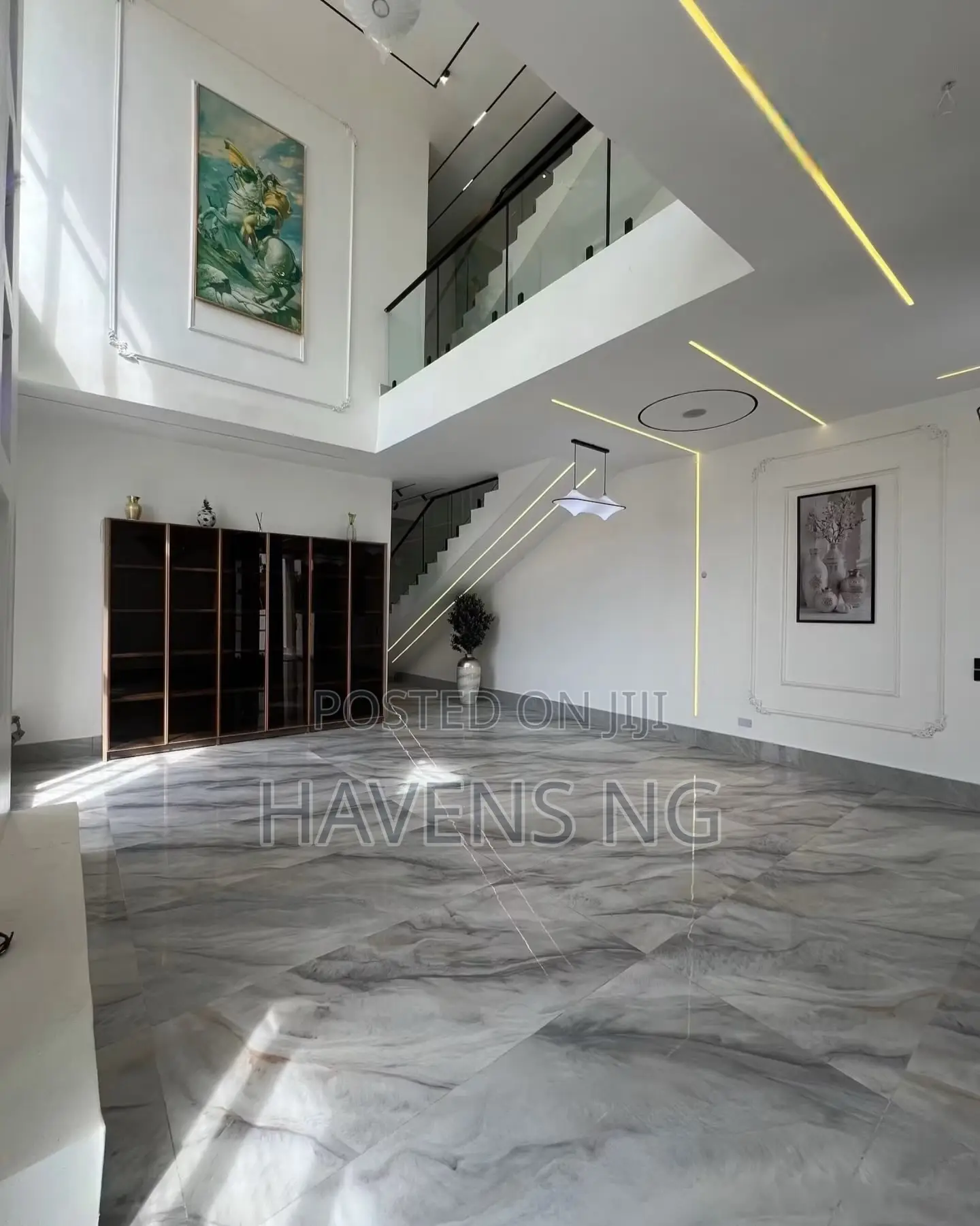 5bdrm Duplex in Lekki Phase 1 for sale in Lekki Phase 1