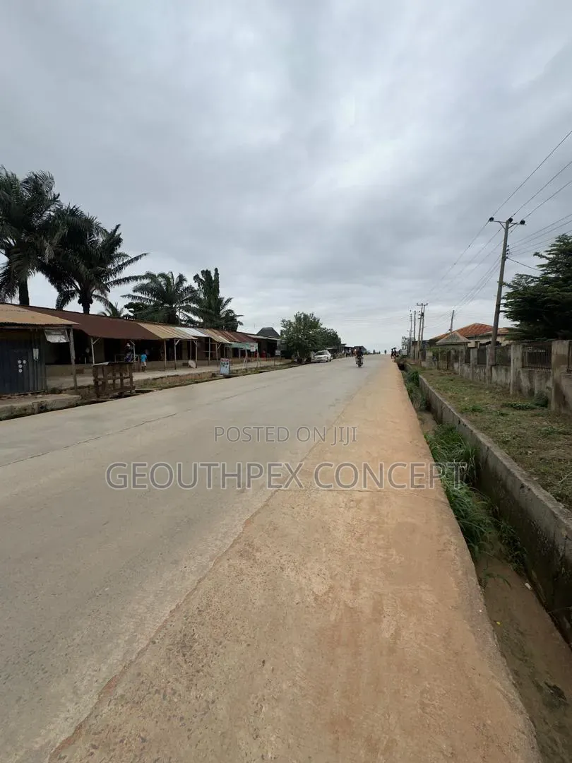 787sqm Commercial Property Along Awotan-Apete Main Road, Ibadan in Ibadan Polytechnic/University
