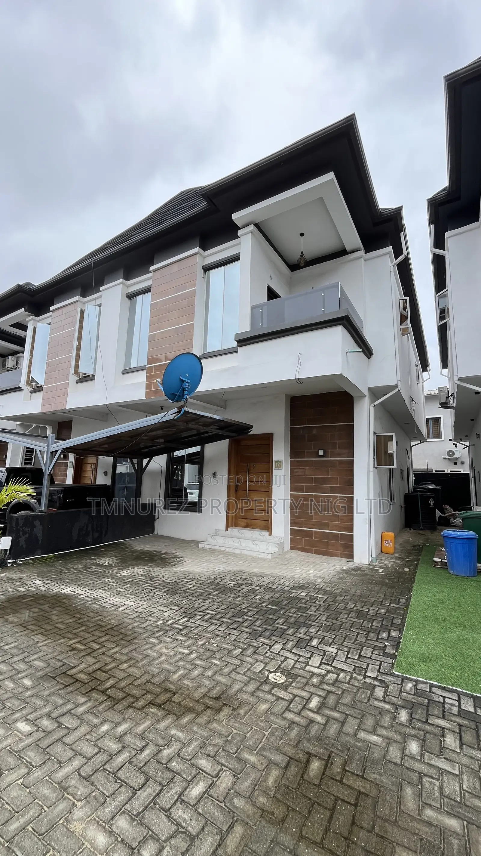 4bdrm Duplex in Conservation, Chevron for rent in Chevron
