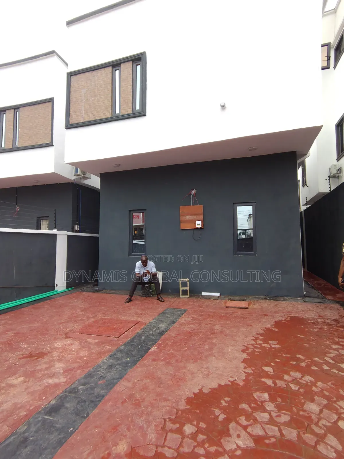 Furnished 3bdrm Townhouse / Terrace in Omole Phase 2 for rent in Omole Phase 2
