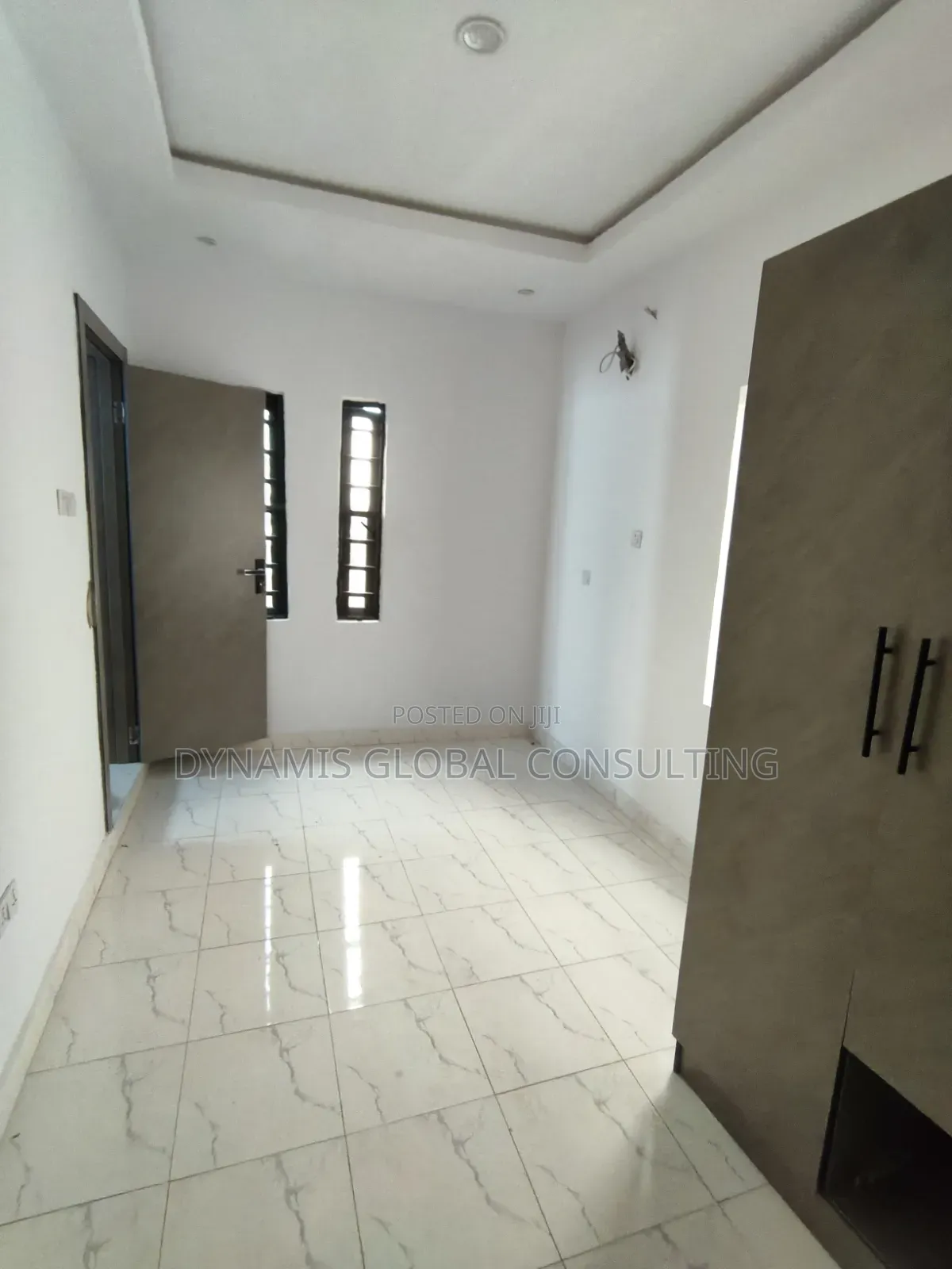 Furnished 3bdrm Townhouse / Terrace in Omole Phase 2 for rent in Omole Phase 2