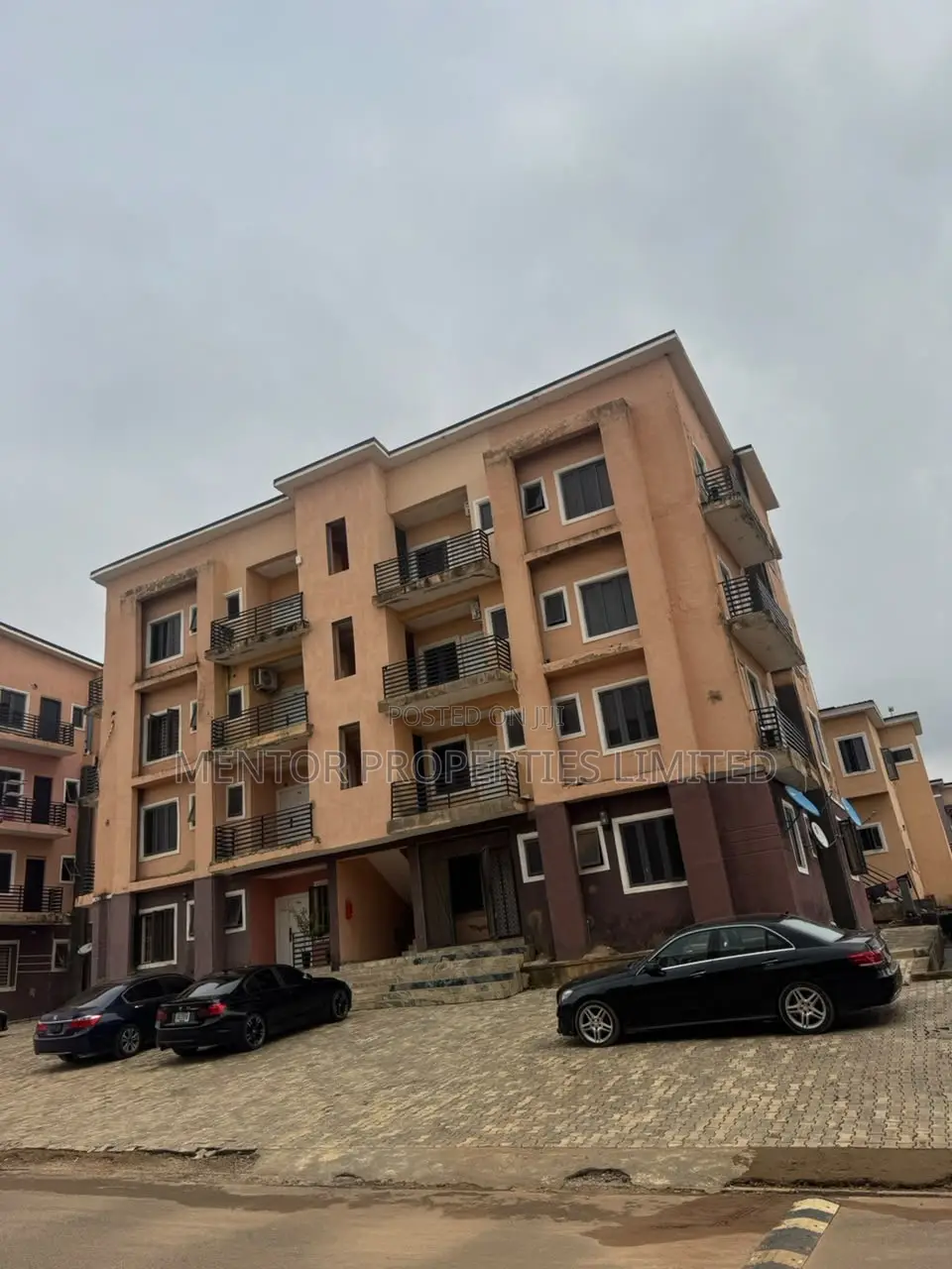 3bdrm Block of Flats in Nape, Life Camp for sale in Life Camp
