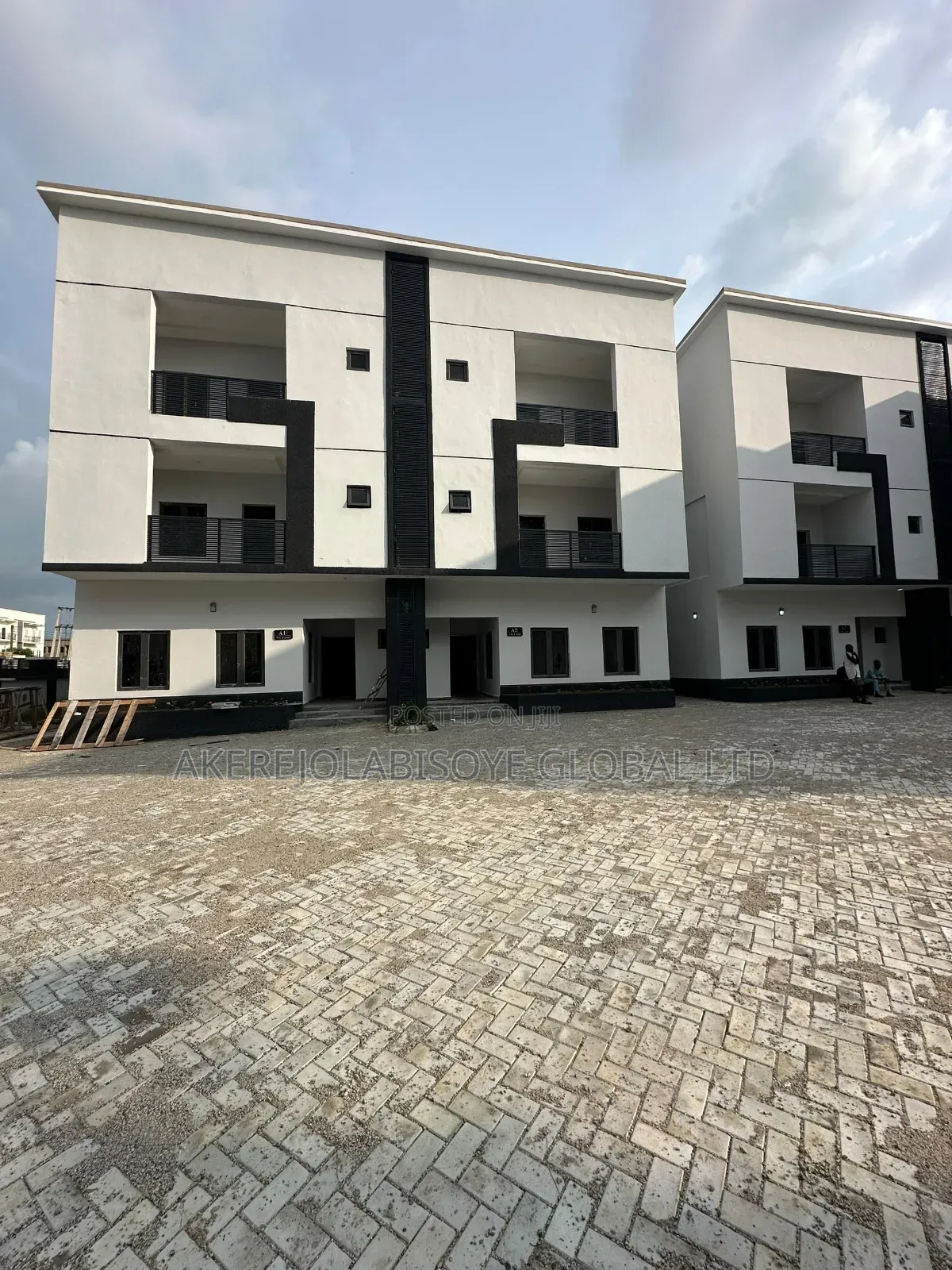 4bdrm Duplex in Lifecamp Abuja for rent in Life Camp