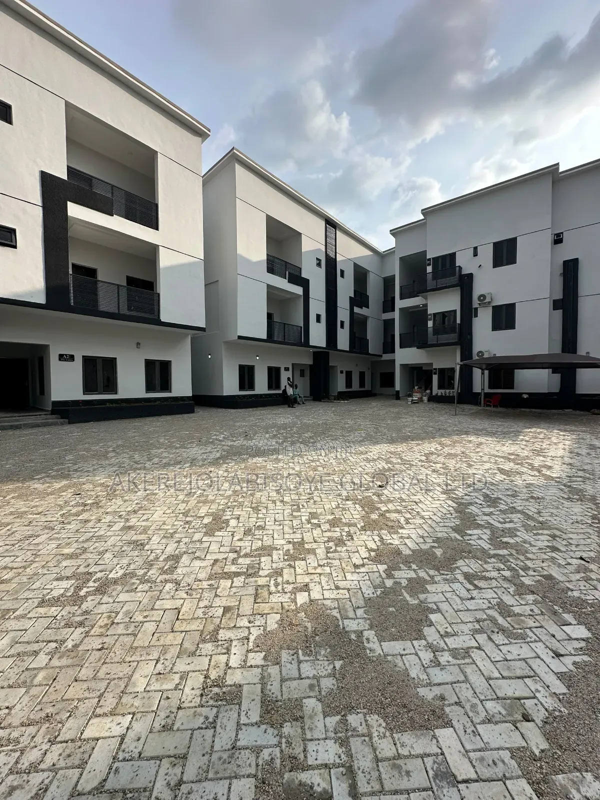 4bdrm Duplex in Lifecamp Abuja for rent in Life Camp