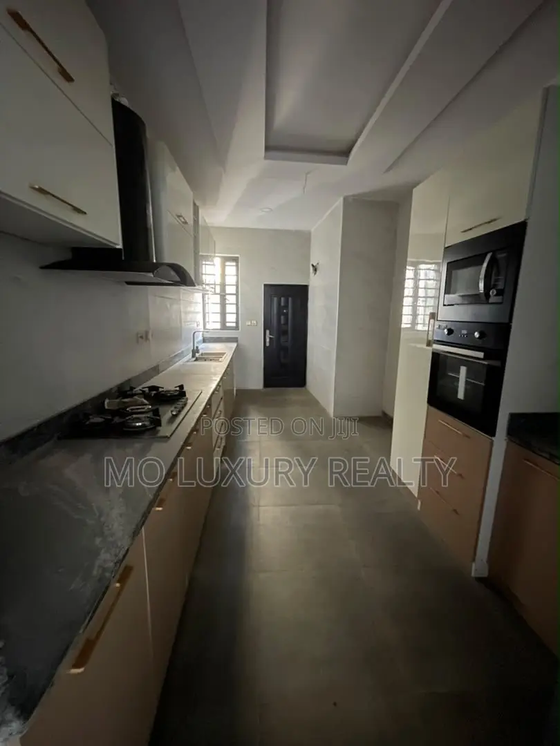 4bdrm Apartment in Ikate for rent in Ikate