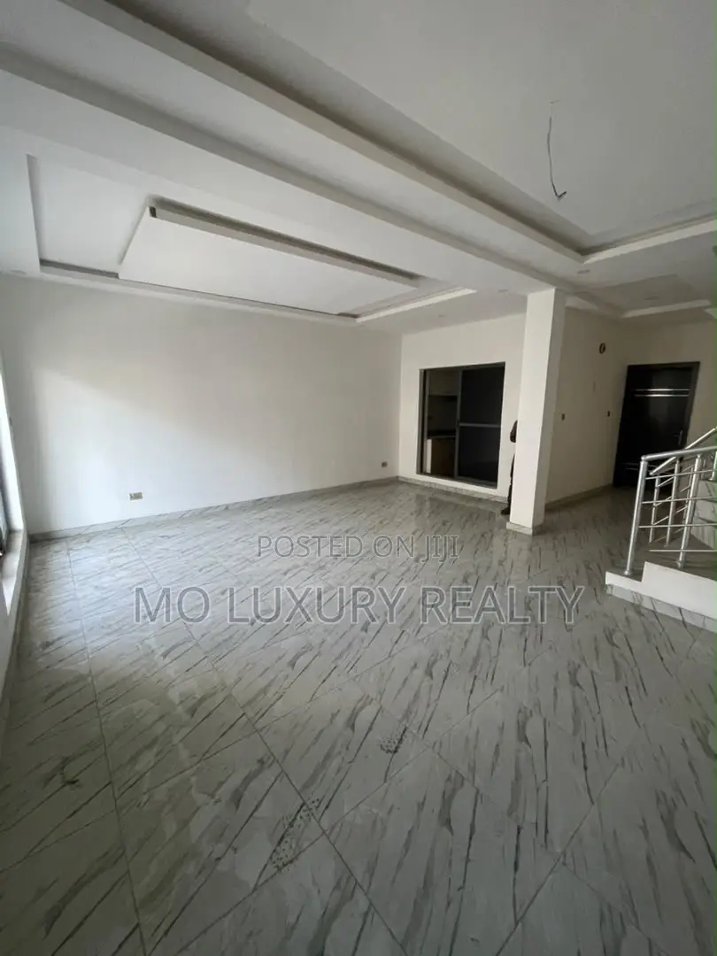 4bdrm Apartment in Ikate for rent in Ikate