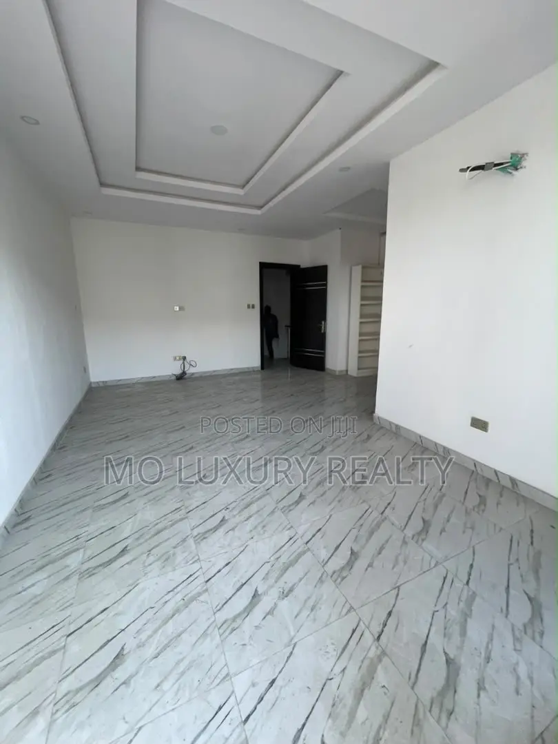 4bdrm Apartment in Ikate for rent in Ikate