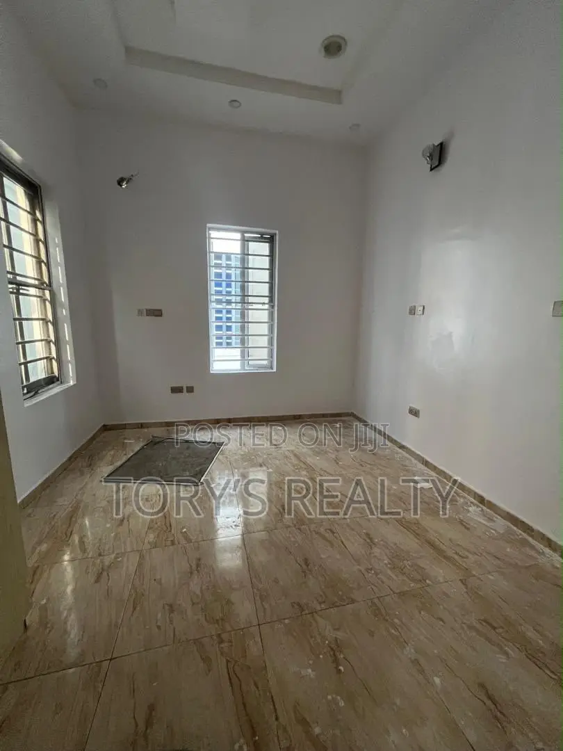 1bdrm Shared Apartment in Lekki Phase 2 for rent in Lekki Phase 2