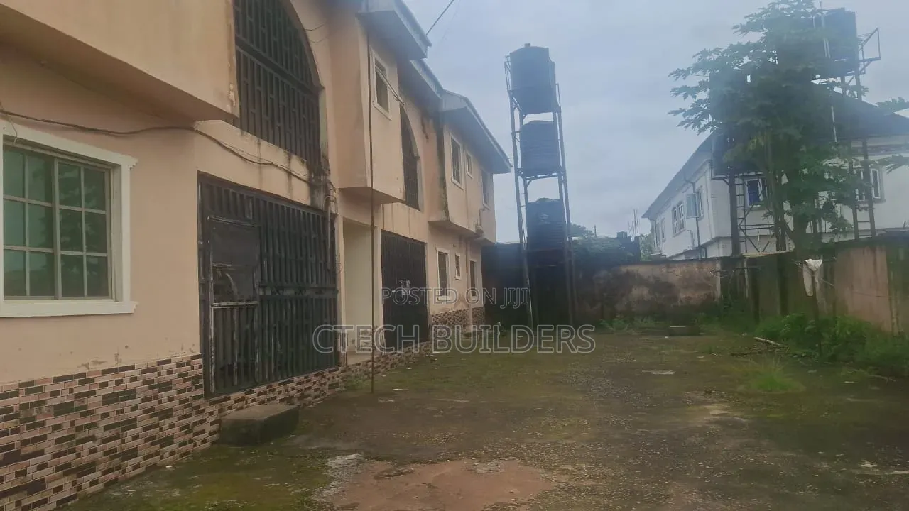 3bdrm Block of Flats in Benin City for sale in Benin City