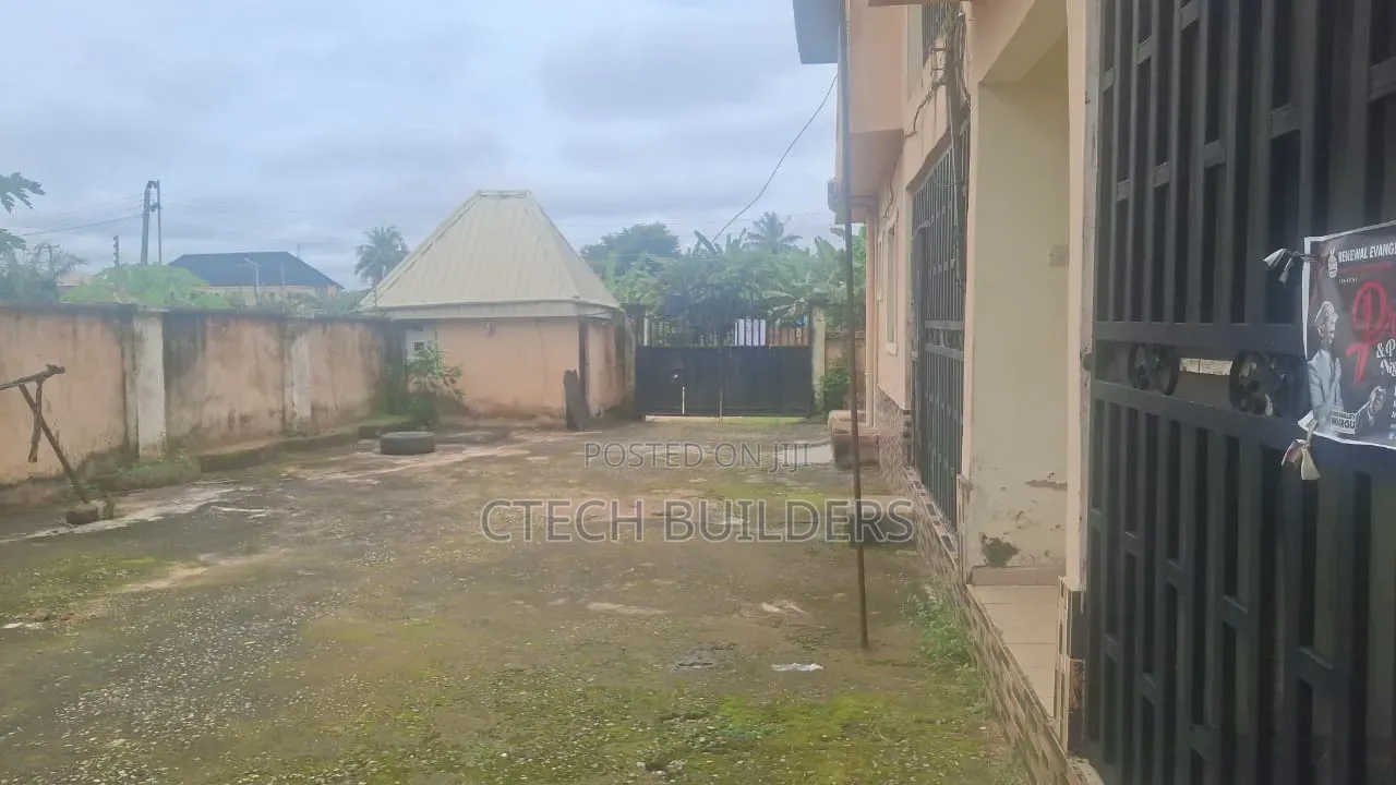 3bdrm Block of Flats in Benin City for sale in Benin City