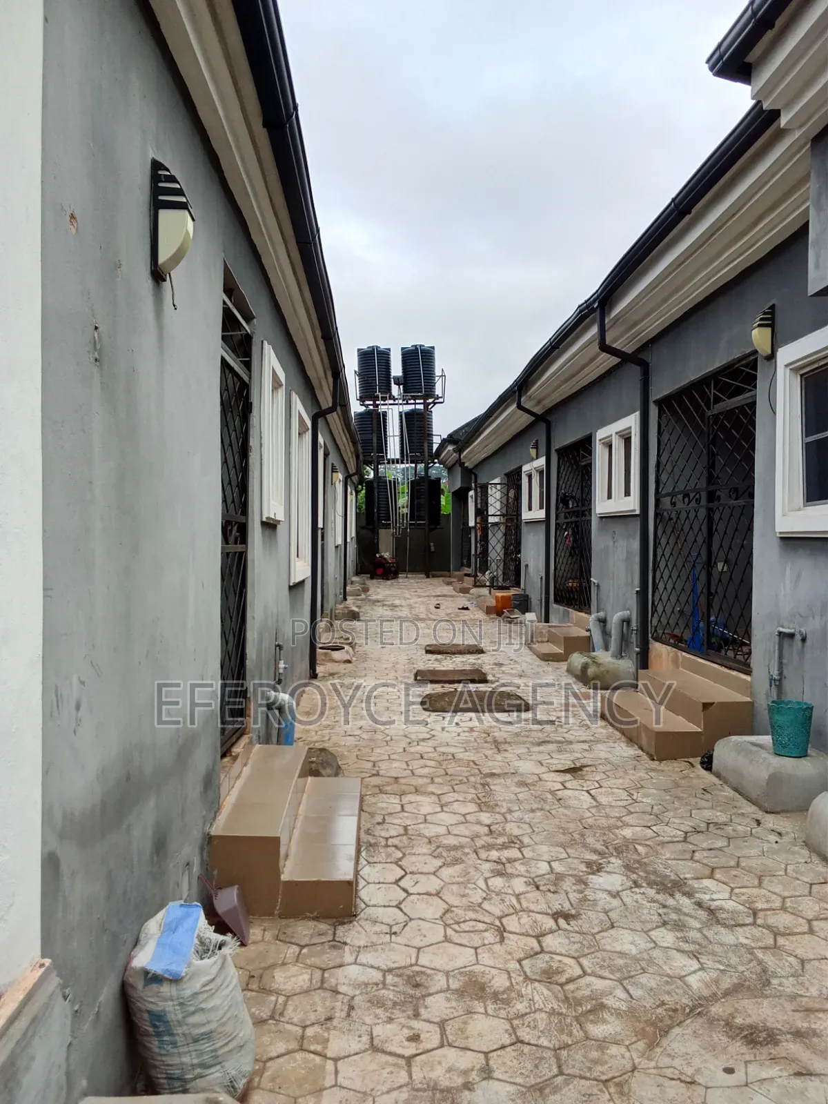 2bdrm Apartment in Agbor Road, Benin City for rent in Benin City