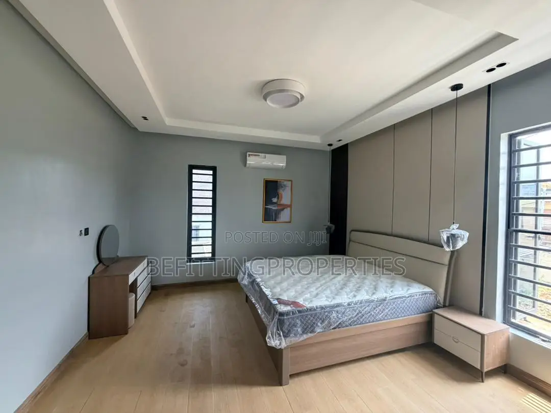 5bdrm House in Ikeja for sale in Ikeja