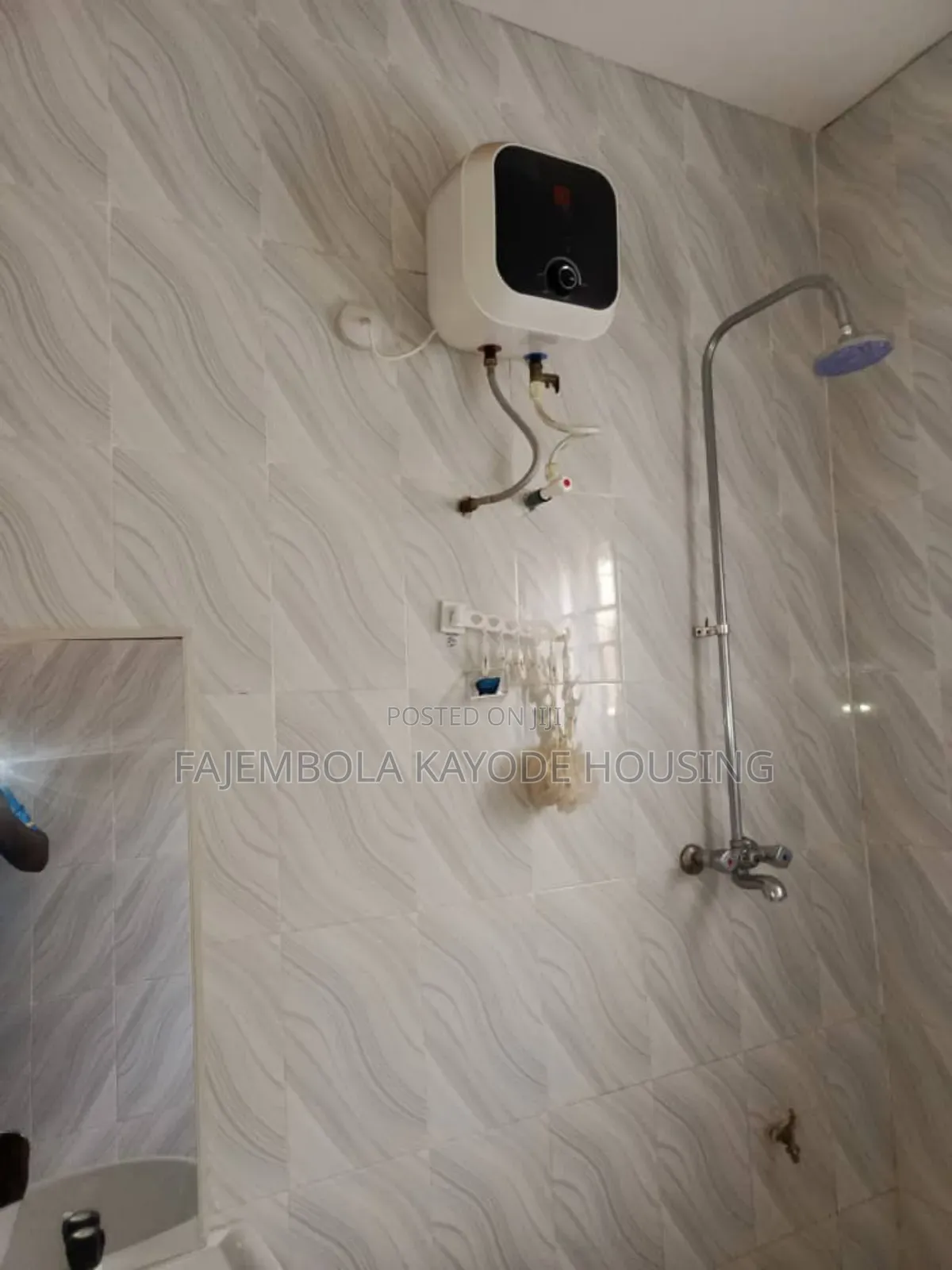 Studio Apartment in Bashorun Oja, Basorun for rent in Basorun