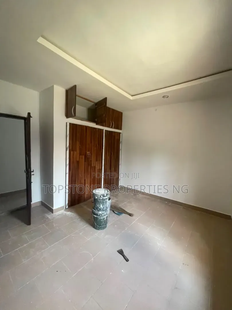 3bdrm Block of Flats in Topstone Properties, Uyo for rent in Uyo