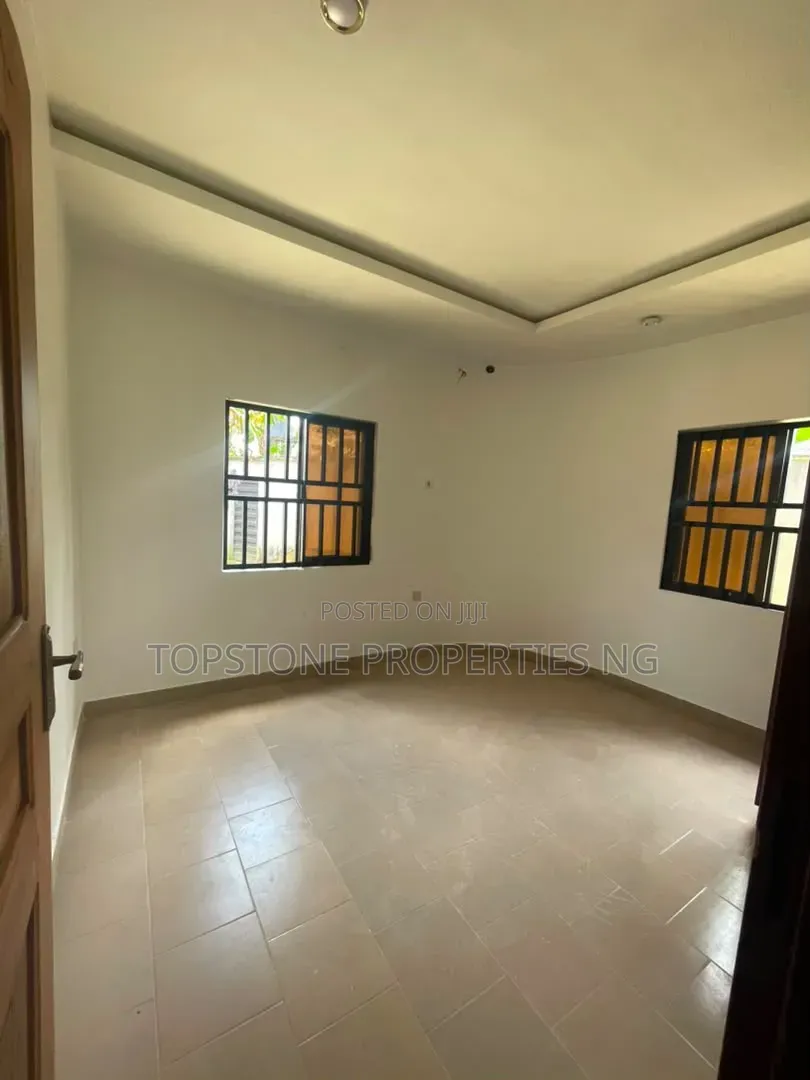 3bdrm Block of Flats in Topstone Properties, Uyo for rent in Uyo