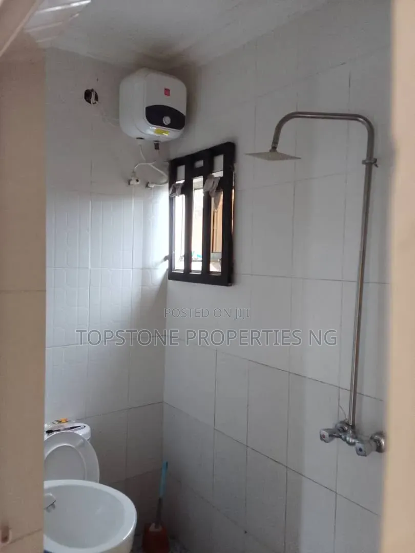 3bdrm Block of Flats in Topstone Properties, Uyo for rent in Uyo