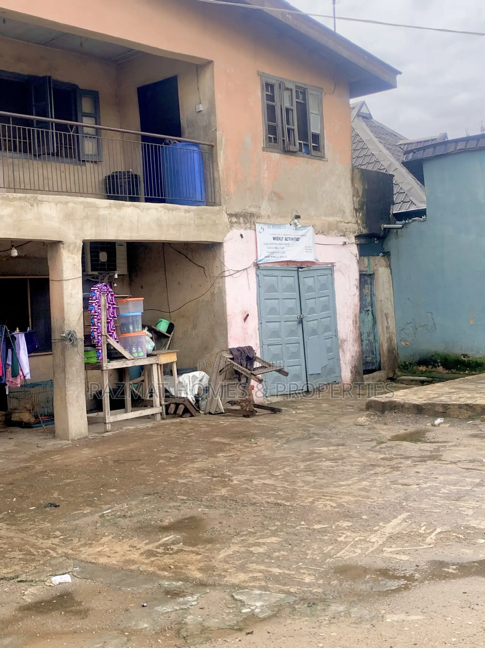 10bdrm House in Itire for sale in Itire