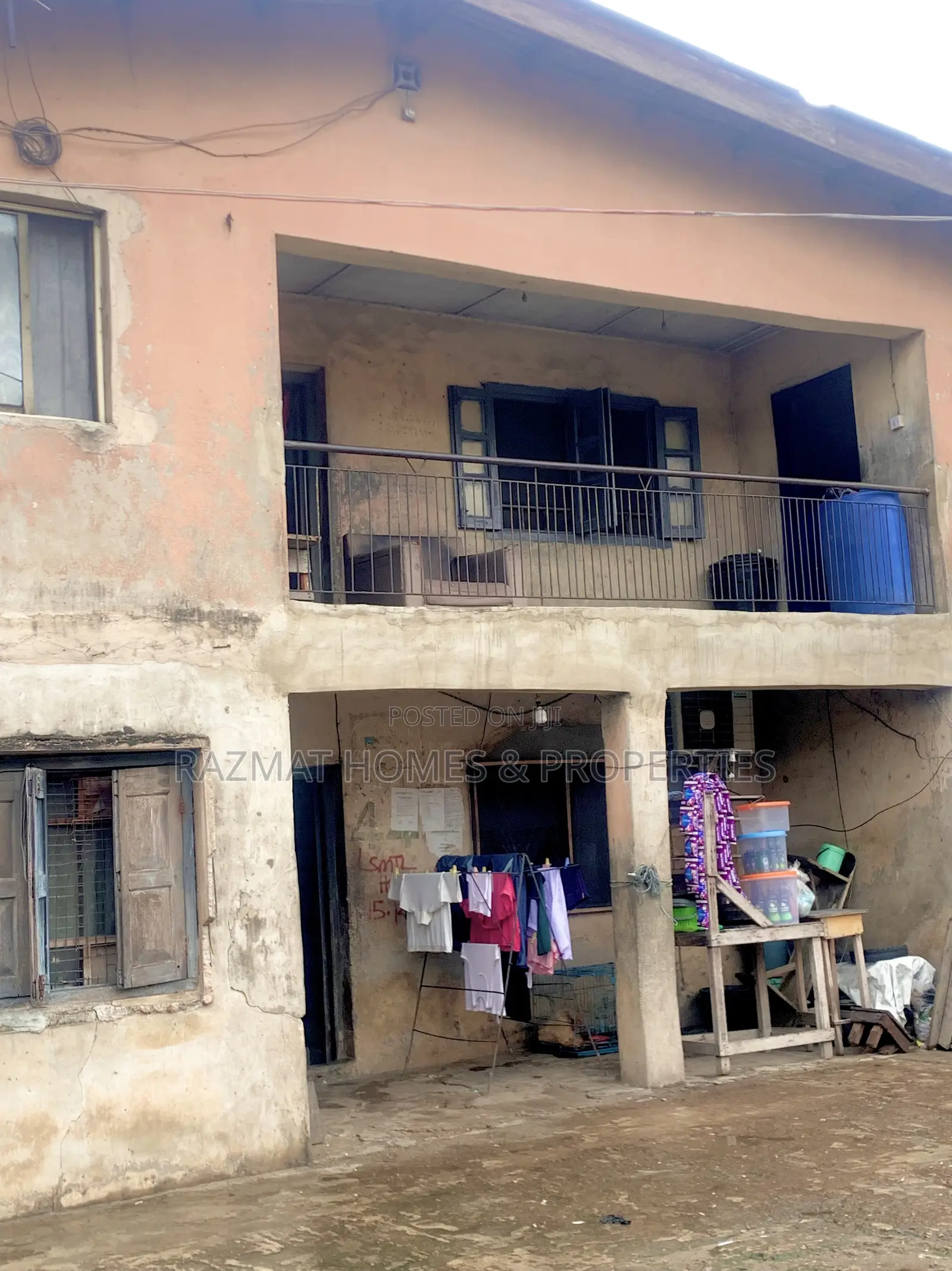 10bdrm House in Itire for sale in Itire
