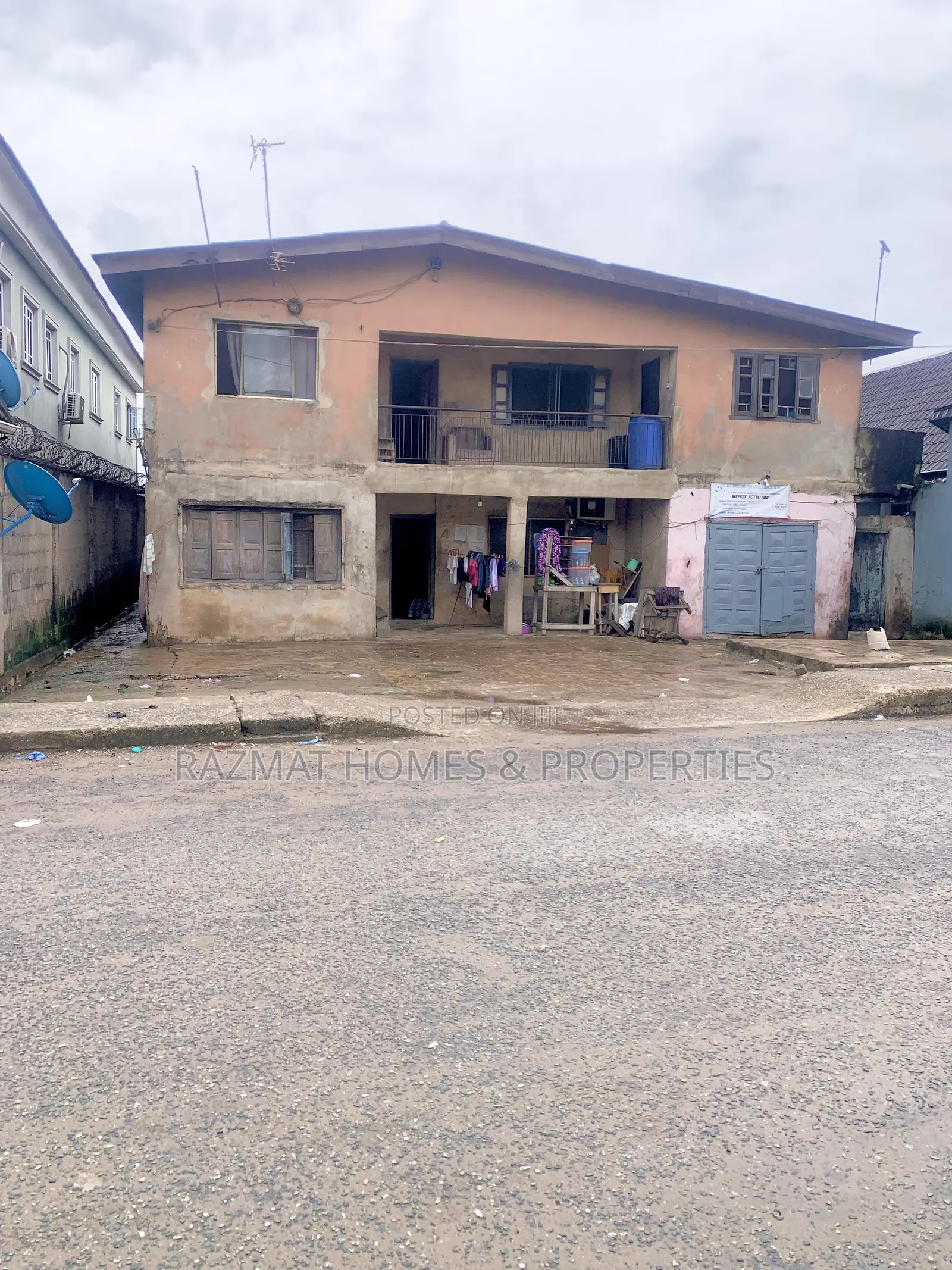 10bdrm House in Itire for sale in Itire