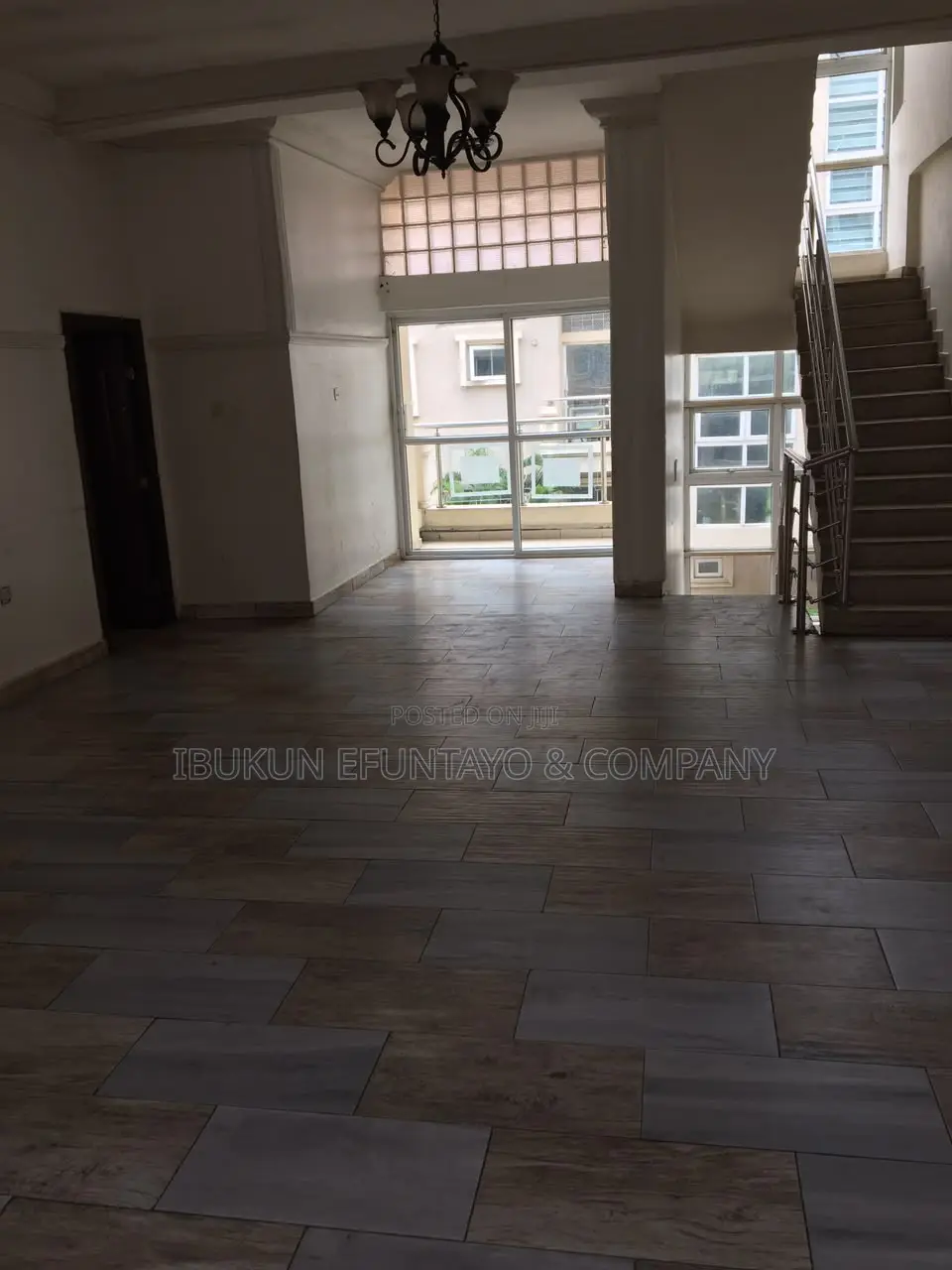 4bdrm Duplex in Ahmadu Bello Way for rent in Ahmadu Bello Way