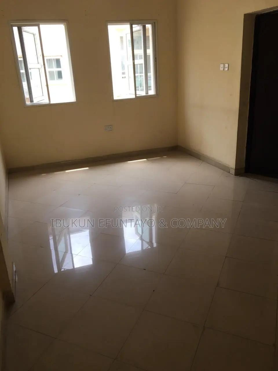 4bdrm Duplex in Ahmadu Bello Way for rent in Ahmadu Bello Way