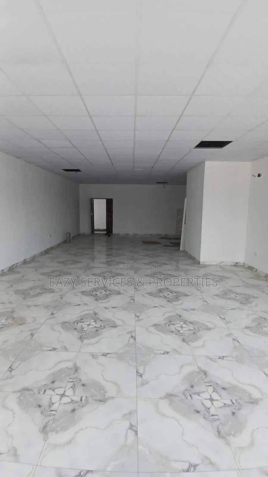 Commercial Spaces With 2toilets, Admin Office Prepaid Meter at Ajah in Ado / Ajah