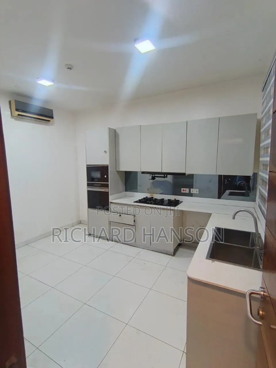 4bdrm Duplex in Serviced, Lekki Expressway for rent in Lekki Expressway