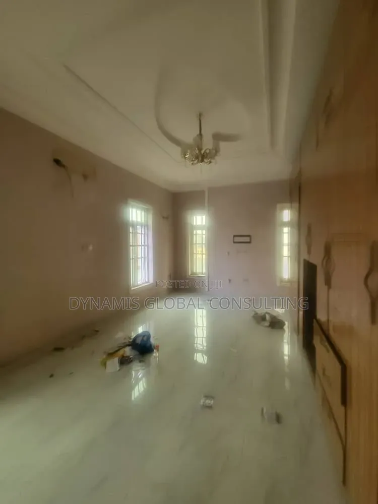 5bdrm Duplex in Omole Phase 1 for rent in Omole Phase 1