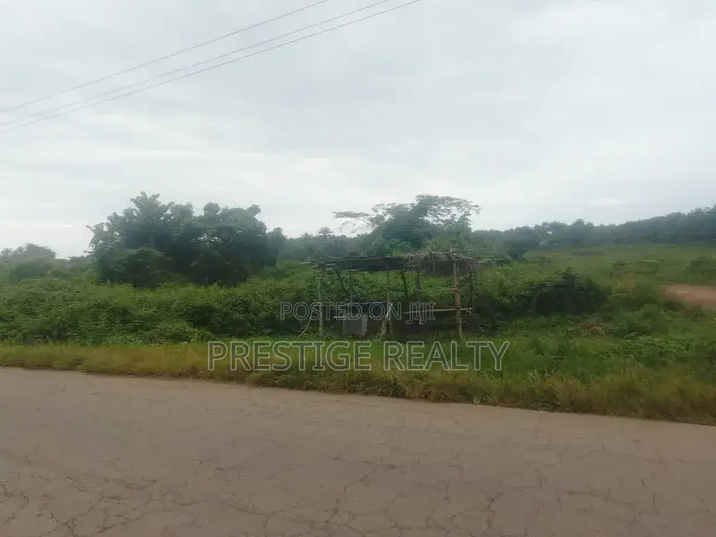 27 Acres of Land for Sale at Lagun, Ibadan in Iwo Road