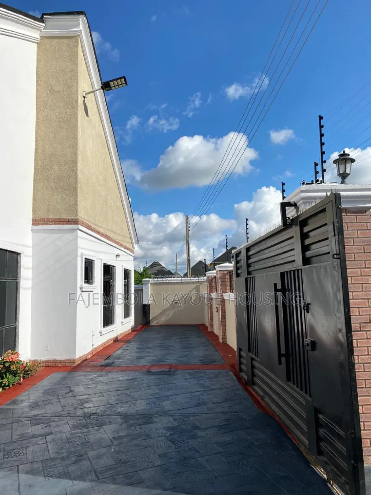 3bdrm Bungalow in Lkk Are (Dss Estate), Jericho for sale in Jericho