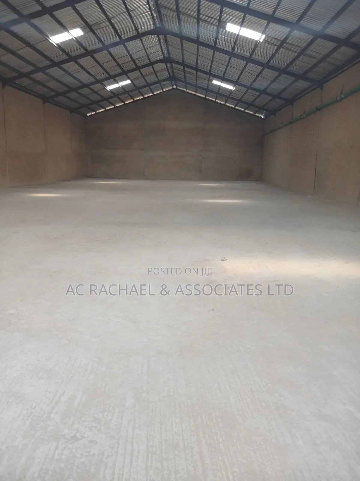 8000sqft Warehouse for Lease Along OSHODI-APAPA EXPRESSWAY in Oshodi Expressway
